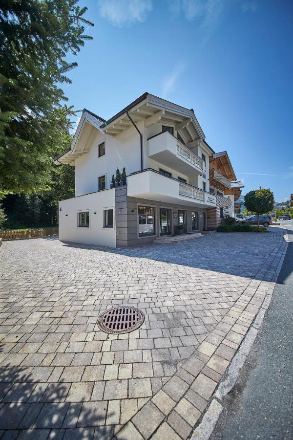 Hüttl Relax Appartements by HolidayFlats24 Saalbach-Hinterglemm Exterior foto